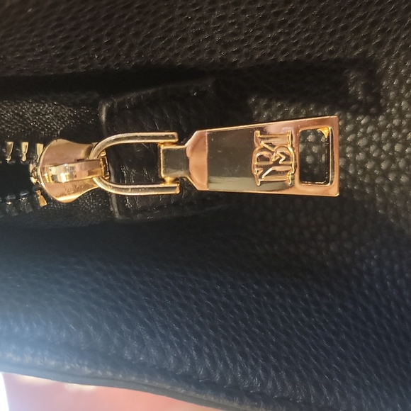 Black satchel - Picture 6 of 11